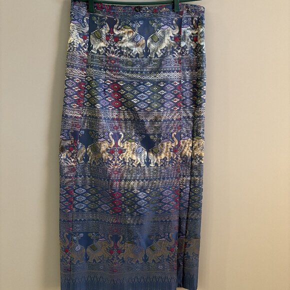 Full length Thai skirt - Picture 1 of 3